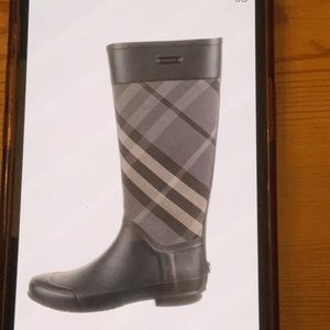 Burberry Rubber Plaid Print Rain Boots size 7